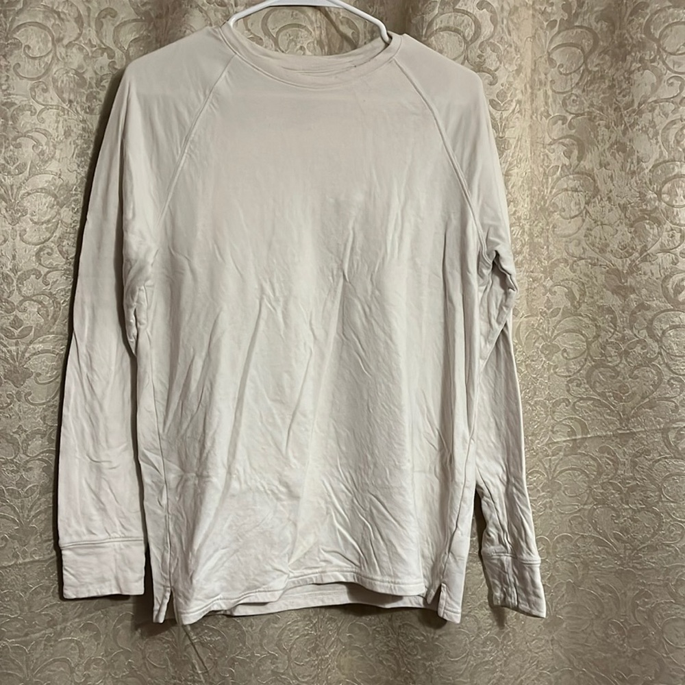 White long sleeve crew neck t shirt. Size small.